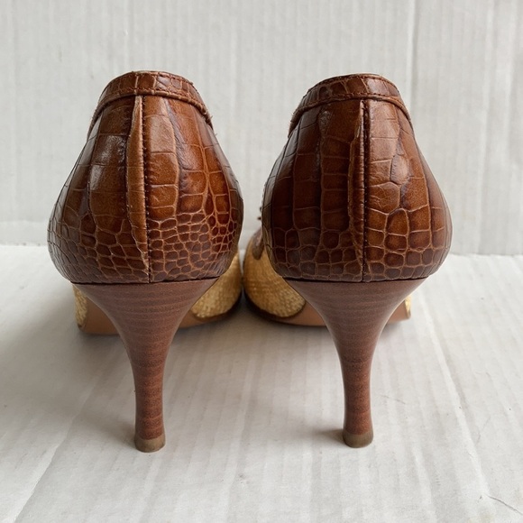 Stuart Weitzman Brown and Tan Heels - Picture 9 of 16